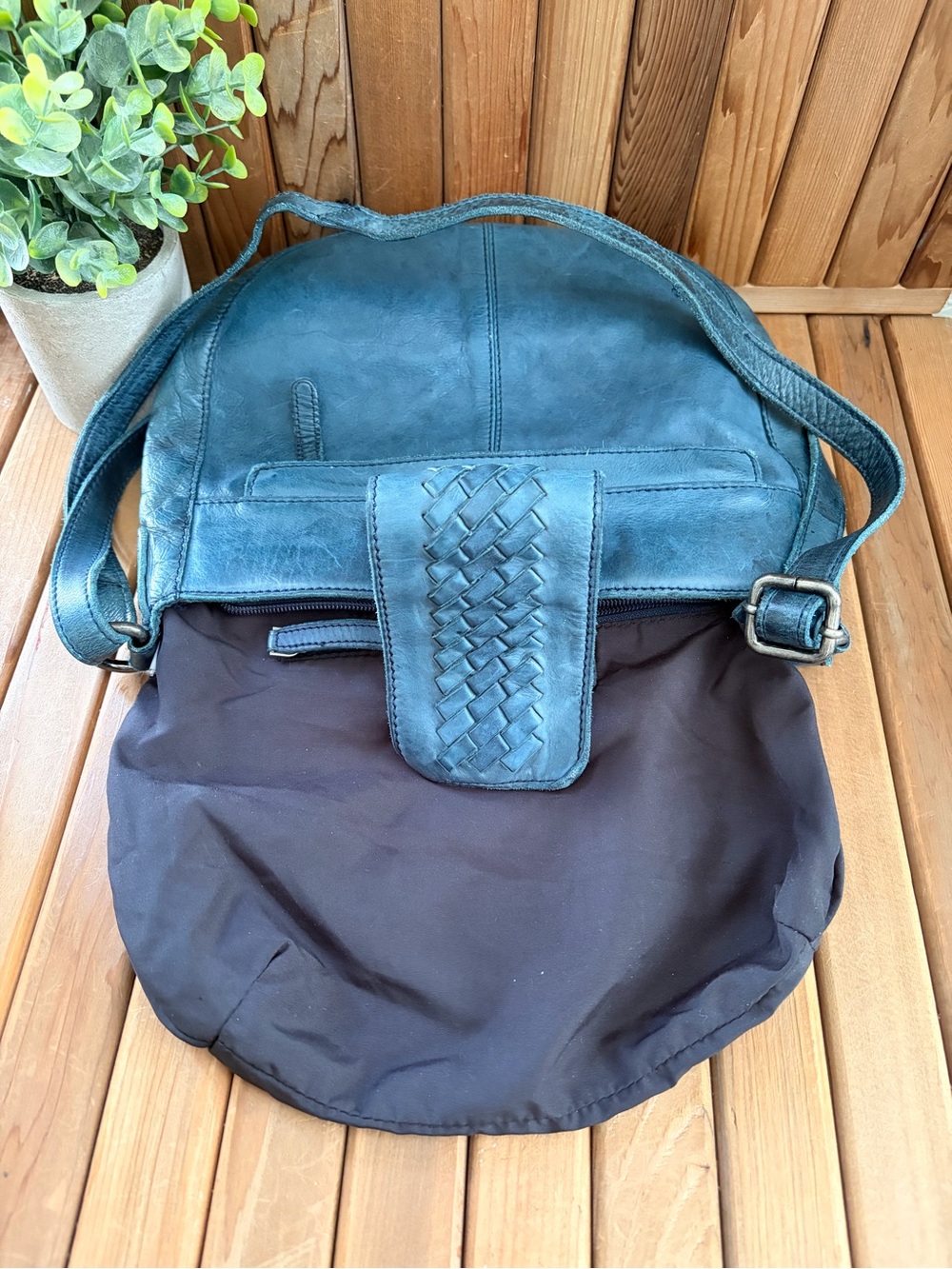 Italian Top Grain Leather Crossbody Bag Blue Woven Flap Boho Vintage Inspired - Picture 10 of 11